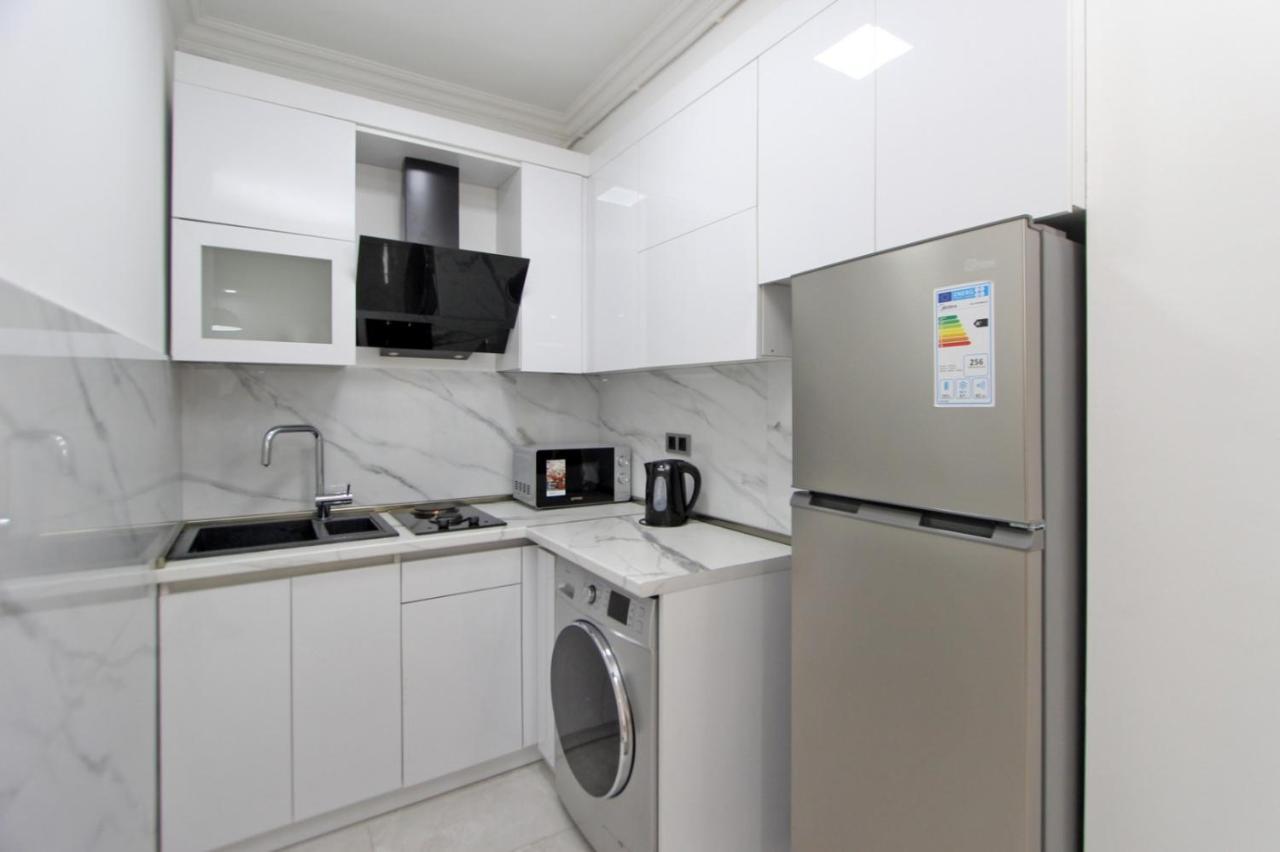 יירבאן Appartment Lux, 2 Bedroom מראה חיצוני תמונה